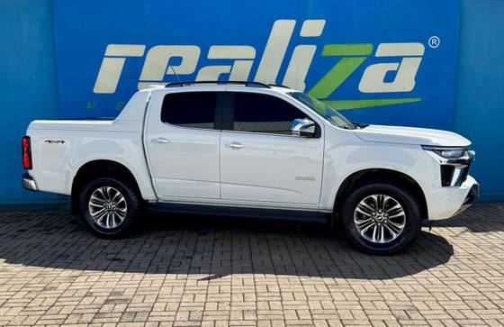 CHEVROLET S10 2.8 16V TURBO DIESEL HIGH COUNTRY CD 4X4 AUTOMÁTICO